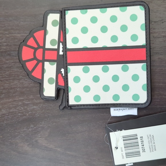 Her Universe Kuromi and My Melody Card Holder - Picture 2 of 4